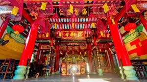 Phố cổ Hội An- Đi thuyền thả đèn hoa đăng